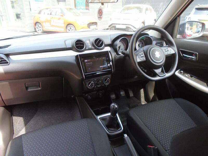 Suzuki Swift Dualjet Mhev Sz-l Hatchback White #26