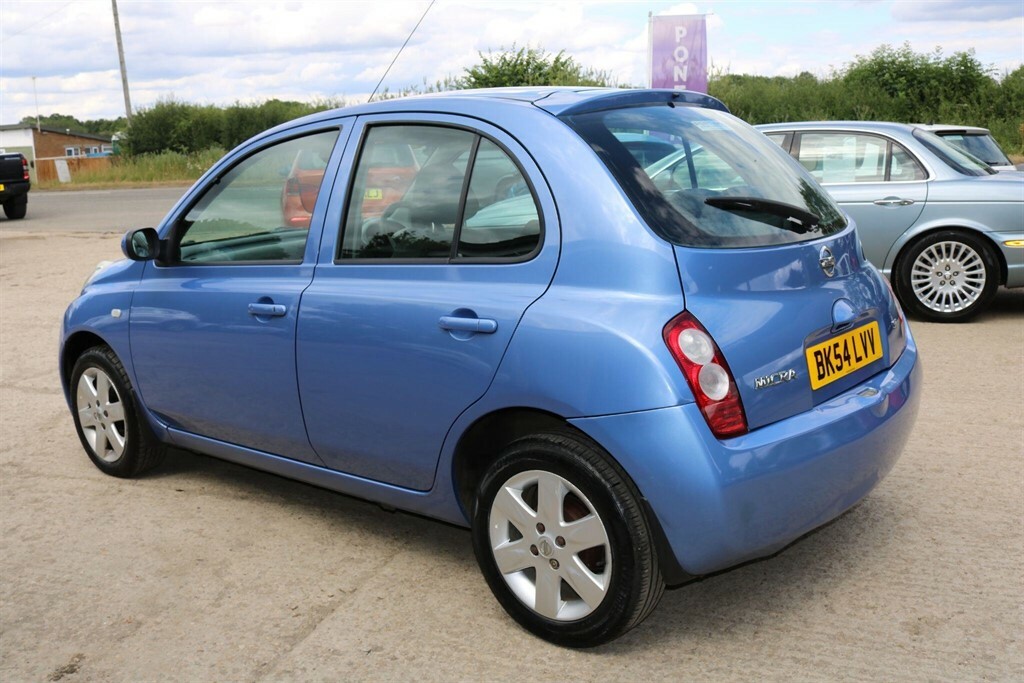 Nissan Micra Hatchback 1.2 Xs 200454 Red #10