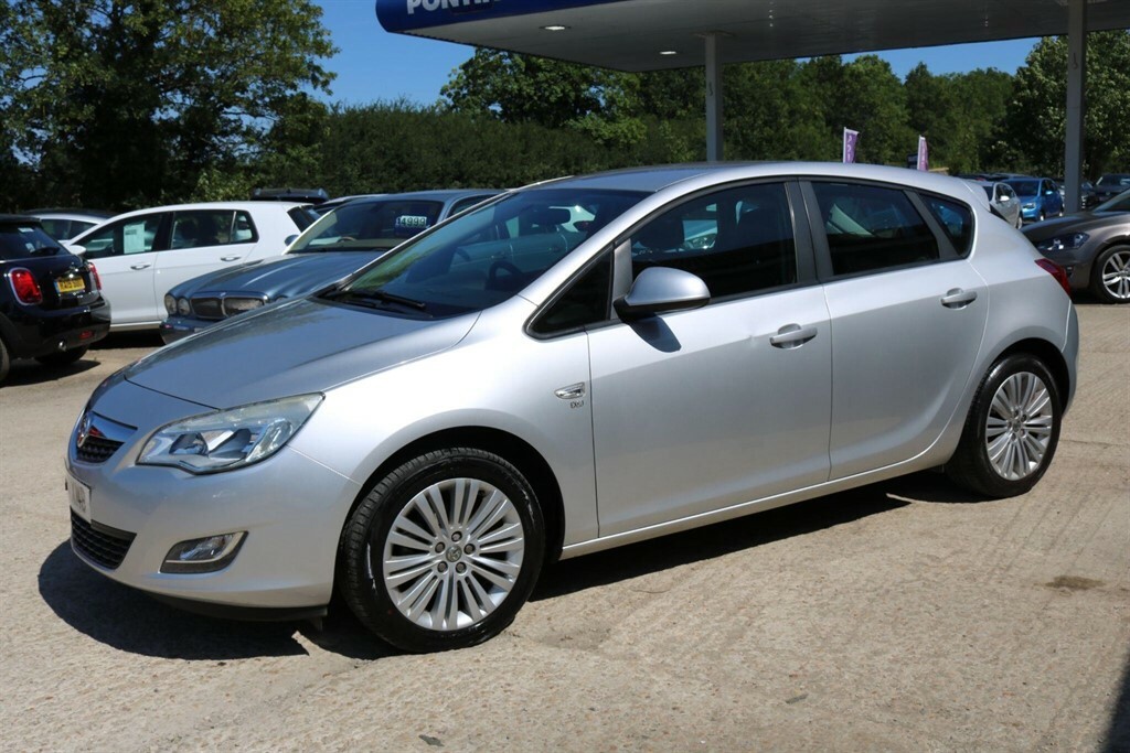 Vauxhall Astra 1.6 16V Sri Sports #14
