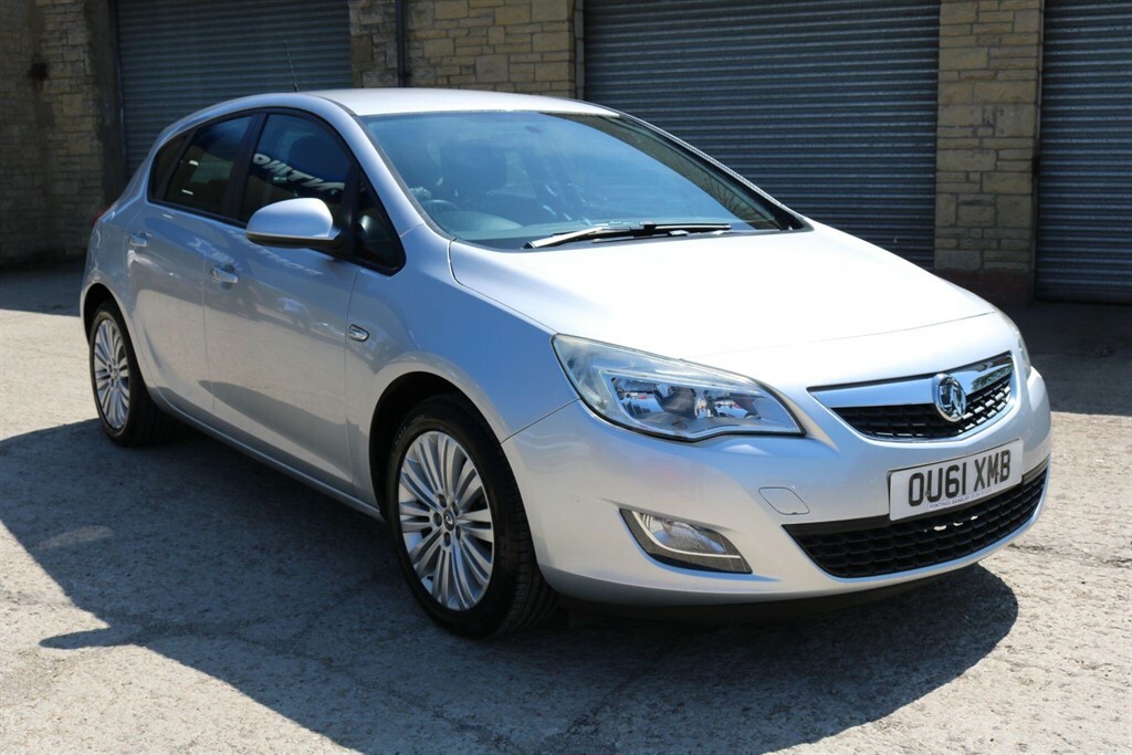 Vauxhall Astra 1.6 16V Sri Sports #1