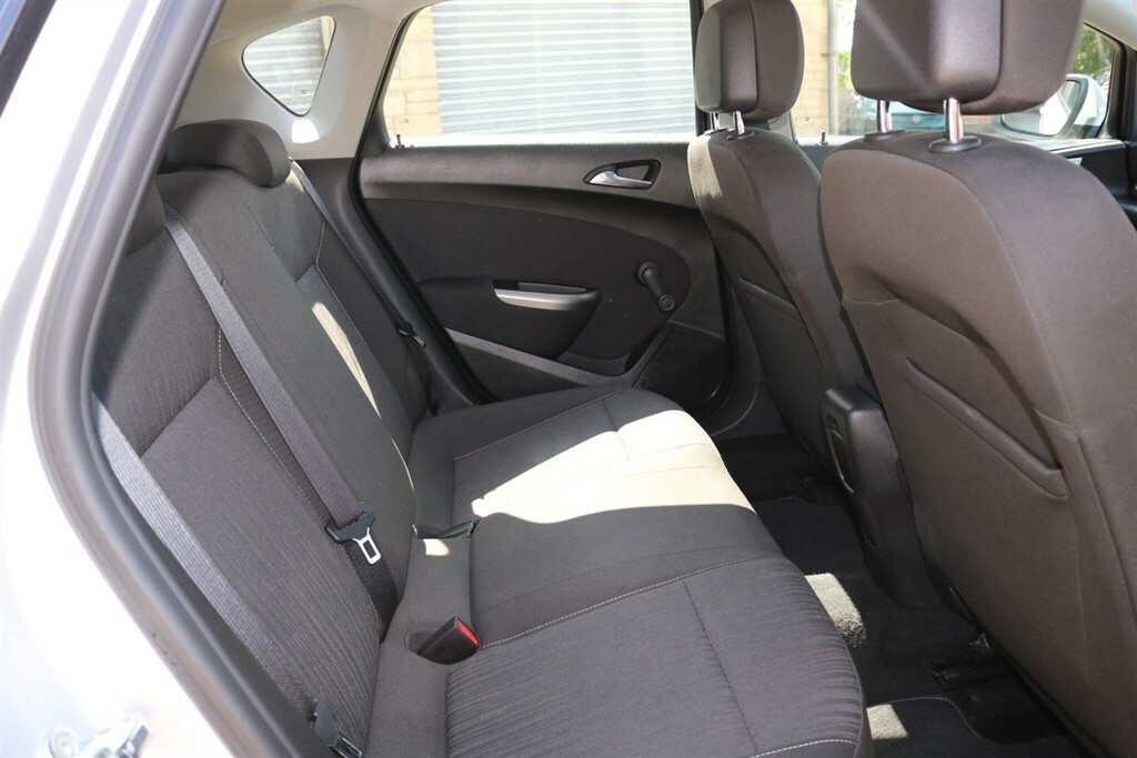 Vauxhall Astra 1.6 16V Sri Sports #21