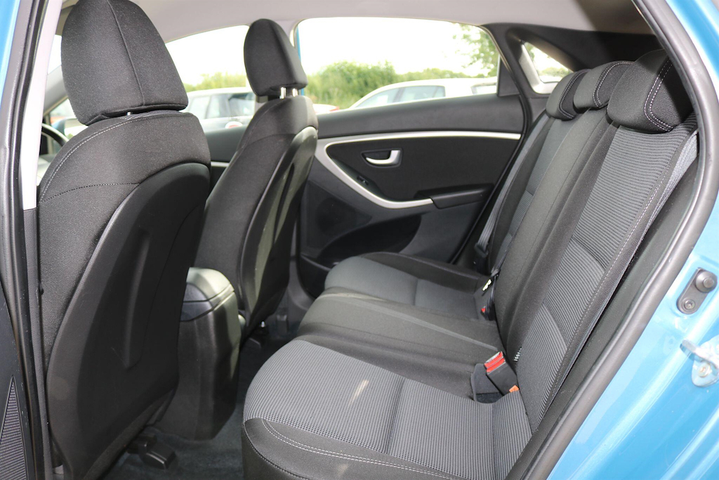 Hyundai I30 1.6 Active Tourer Euro 5 120 Ps Silver #22
