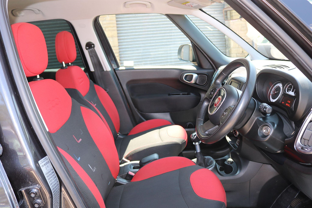 Fiat 500L 2015 Fiat 500Lnbsp1.3 Multijet Trekking Dualogic Yellow #15