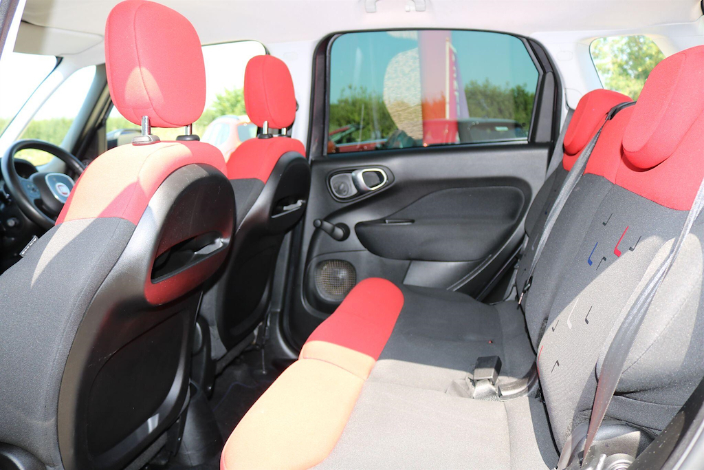 Fiat 500L 2015 Fiat 500Lnbsp1.3 Multijet Trekking Dualogic Yellow #21