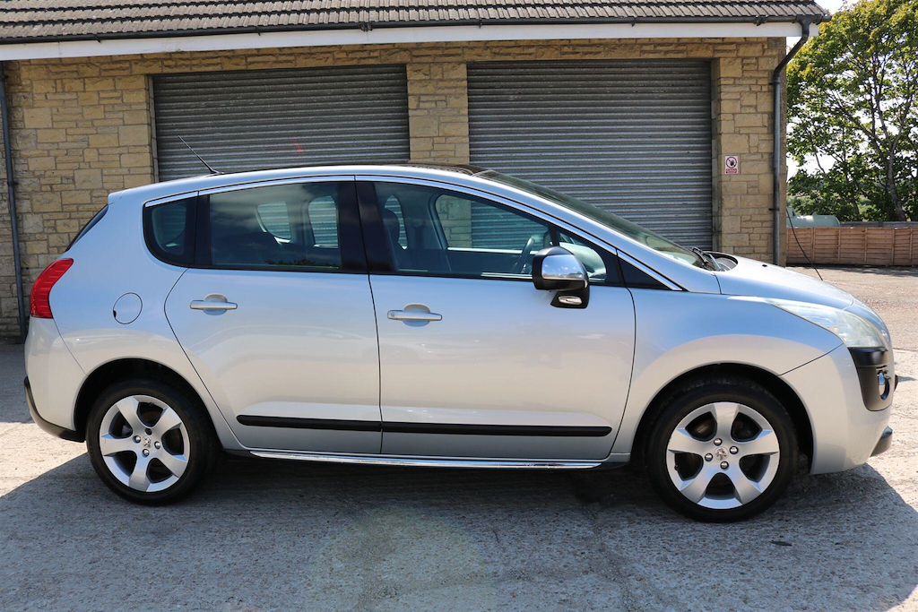 Peugeot 3008 1.6 Hdi Exclusive Egc Euro 5  #4
