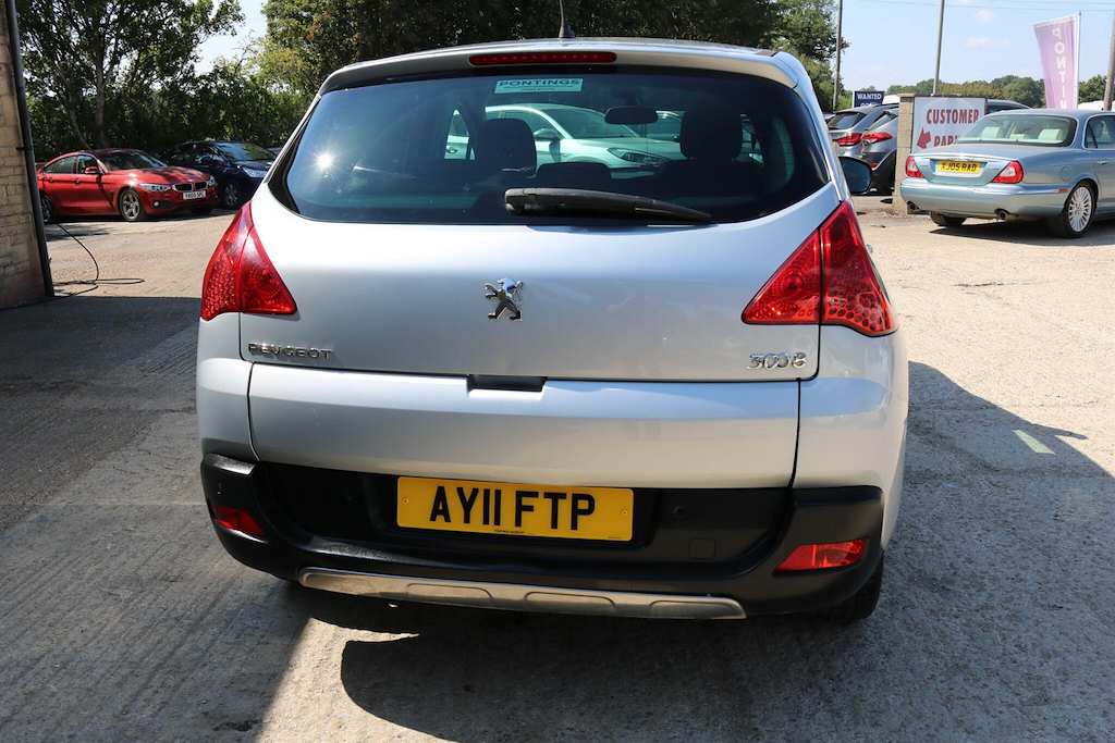 Peugeot 3008 Hatchback Brown #8