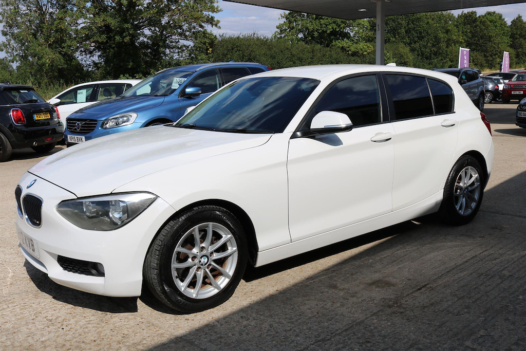 BMW 1 Series Se Black #14