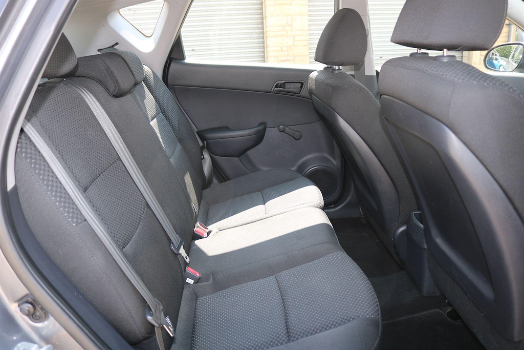 Hyundai I30 Crdi Premium Black #19