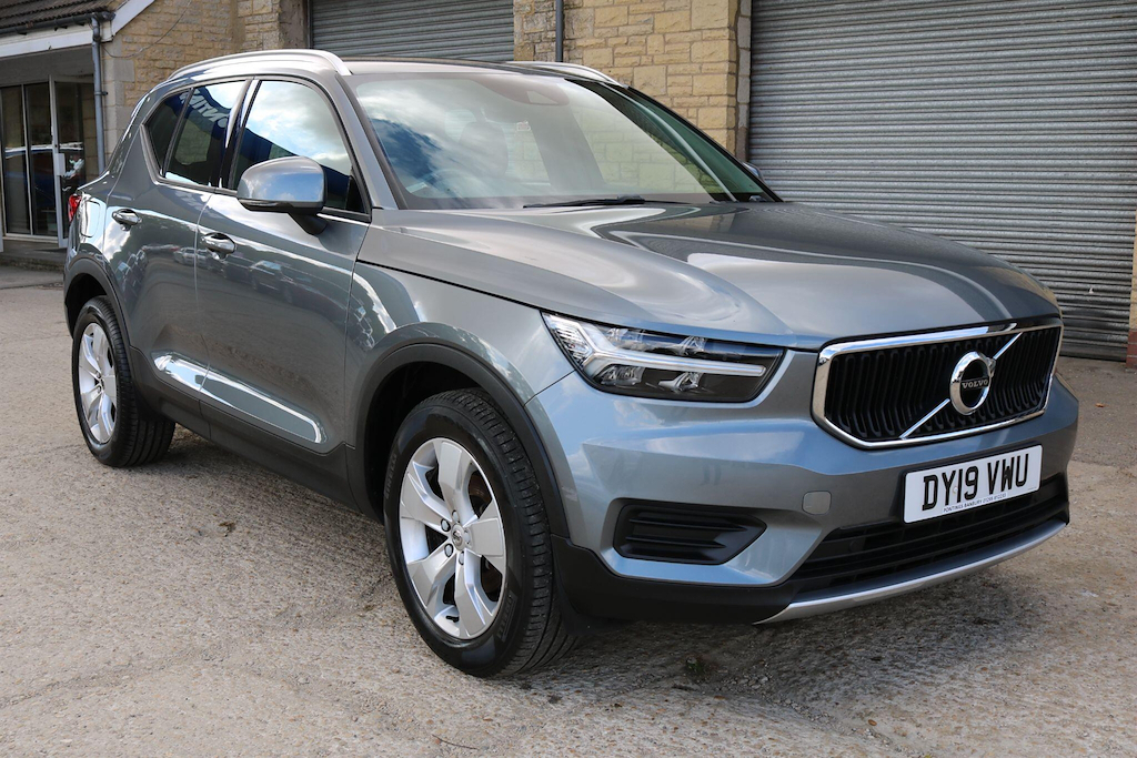 Volvo XC40 1.5 T3 Momentum Euro 6 Ss DY19VWU Grey