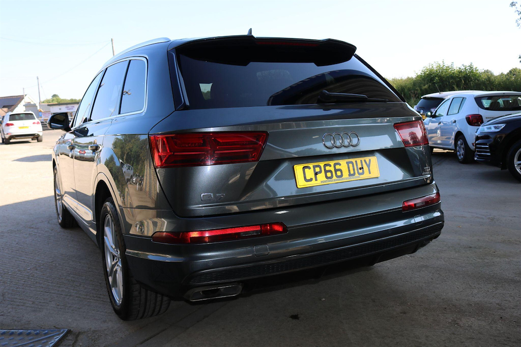 Audi Q7 3.0L Tdi Quattro S Line 215 Bhp Black #8
