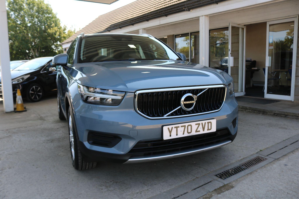 Volvo XC40 2.0 D3 Momentum Euro 6 Ss Grey #3