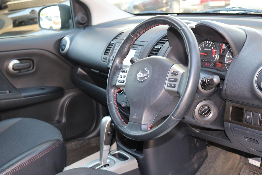 Nissan Note 1.4 16V N-tec Hatchback Euro 5 Black #11