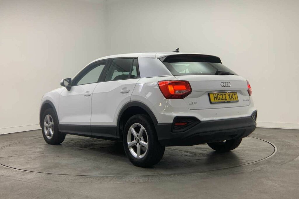 Audi Q2 Technik 30 Tfsi 110 Ps 6-Speed - 2022 HG22XKT White #3