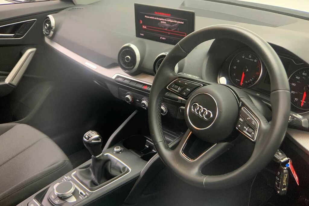 Audi Q2 Technik 30 Tfsi 110 Ps 6-Speed - 2022 HG22XKT White #6