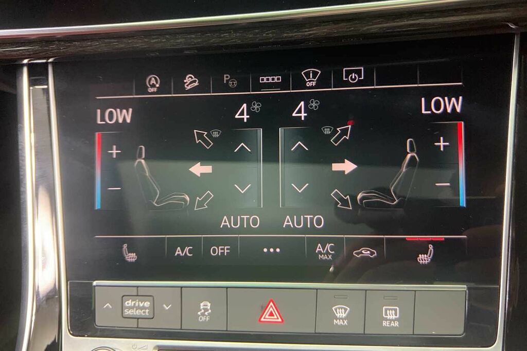 Audi SQ7 Suv Black Edition Tfsi 507 Ps Tiptronic Red #25