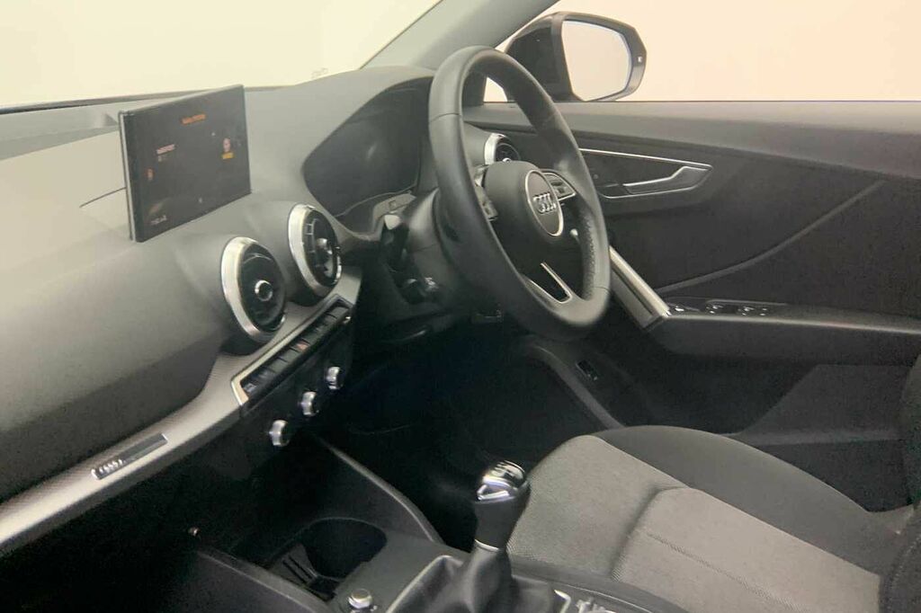 Audi Q2 Sport 30 Tfsi 110 Ps 6-Speed - 2023 HF73VFM Black #2