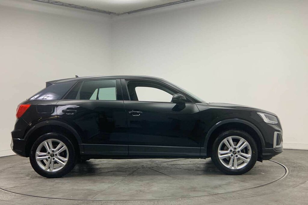 Audi Q2 Sport 30 Tfsi 110 Ps 6-Speed - 2023 HF73VFM Black #4