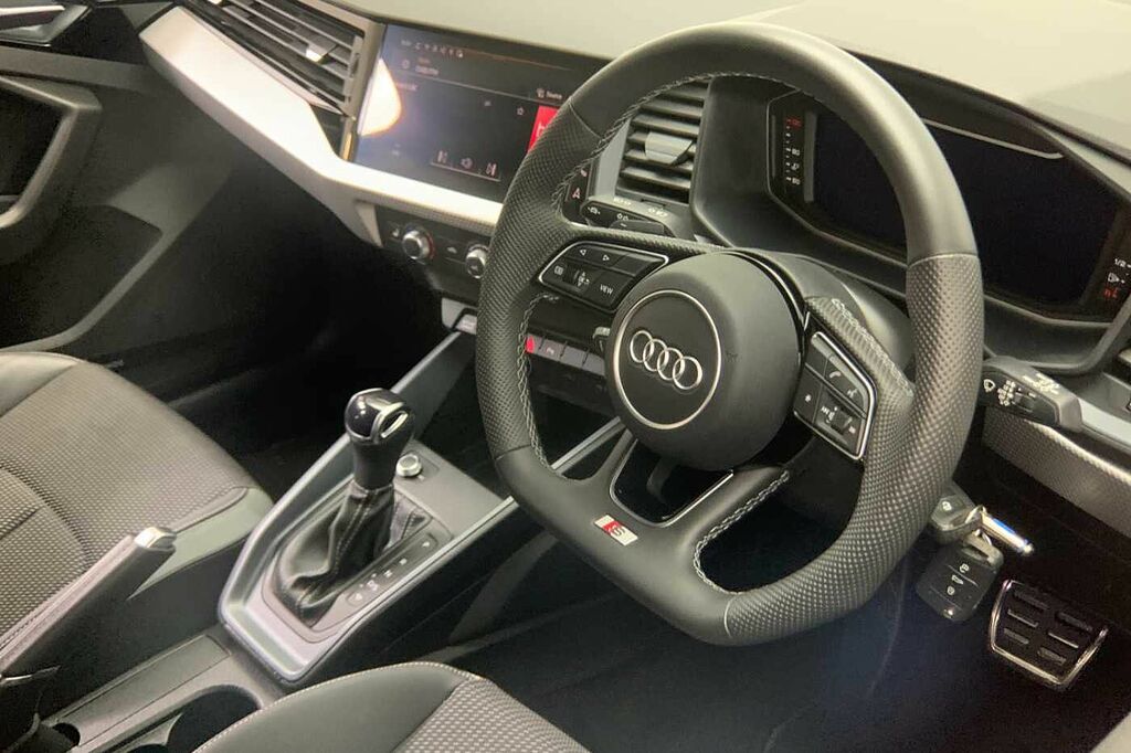 Audi A1 Black Edition 30 Tfsi 116 Ps S Tronic - 2025 HG25AWV Green #6