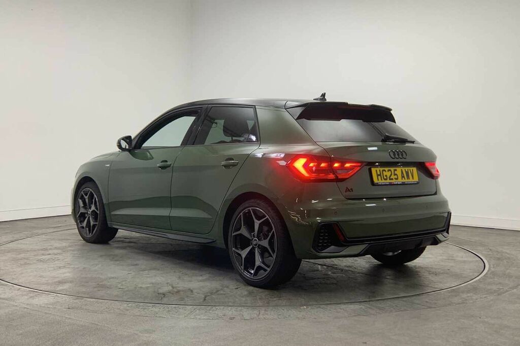 Audi A1 Black Edition 30 Tfsi 116 Ps S Tronic - 2025 HG25AWV Green #3