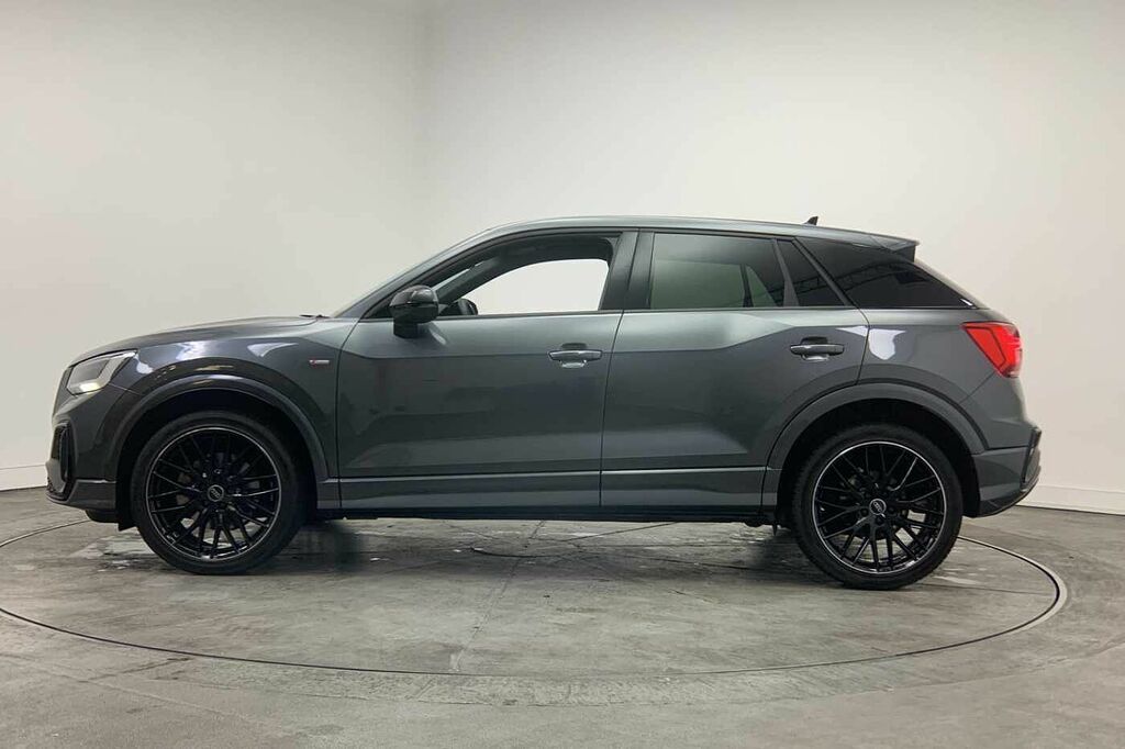 Audi Q2 Black Edition 35 Tfsi 150 Ps S Tronic - 2024 HF24PZV Grey #4