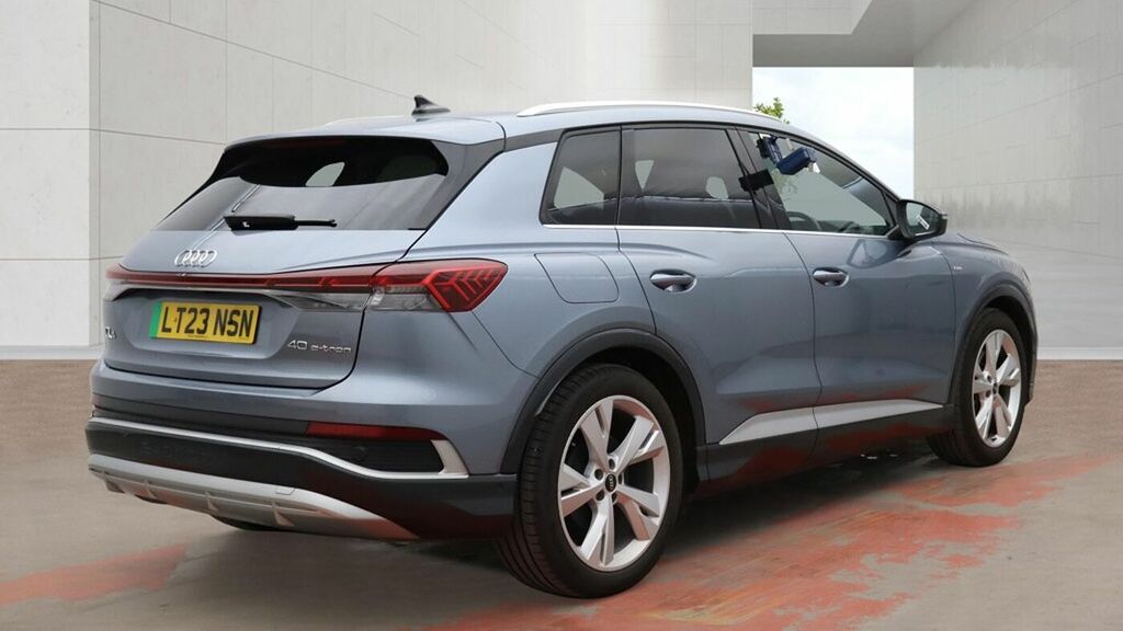 Audi Q4 E Tron Q4 S Line 40 E-tron 150,00 Kw Blue #4