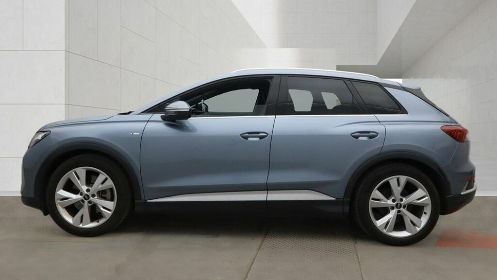 Audi Q4 E Tron Q4 S Line 40 E-tron 150,00 Kw Blue #6