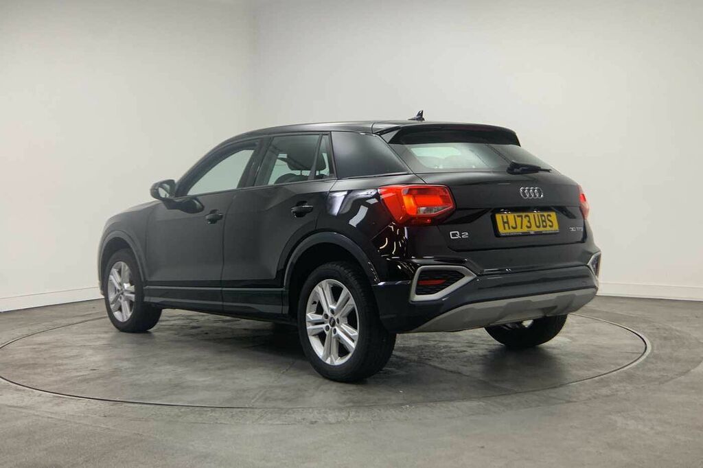 Audi Q2 Sport 30 Tfsi 110 Ps 6-Speed Black #3