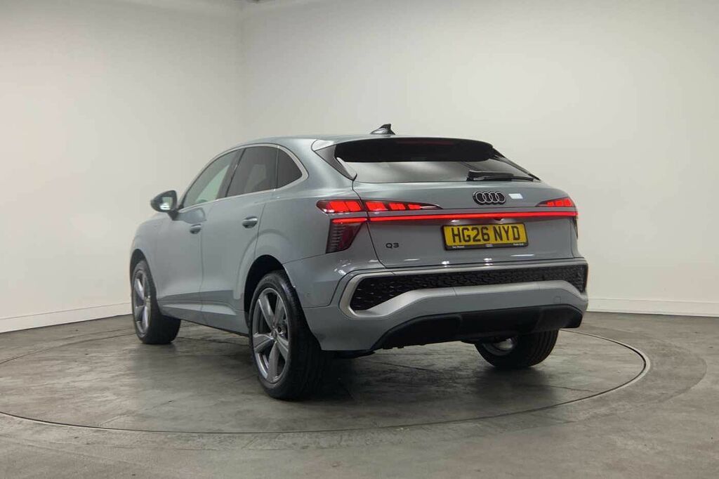 Audi Q3 S Line Tfsi 150 Ps S Tronic - 2026 HG26NYD Grey #3
