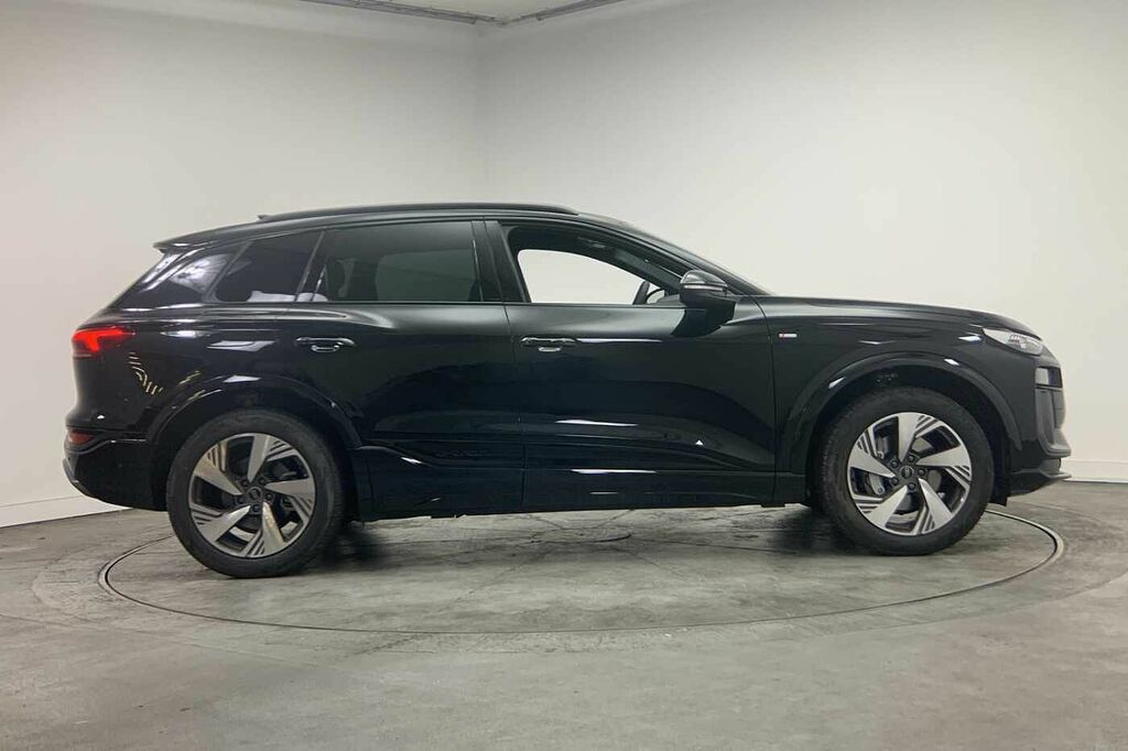 Audi Q6 E-Tron Q6 Suv S Line E-tron Performance 225,00 Kw - 2026 HG26YAX Black #4
