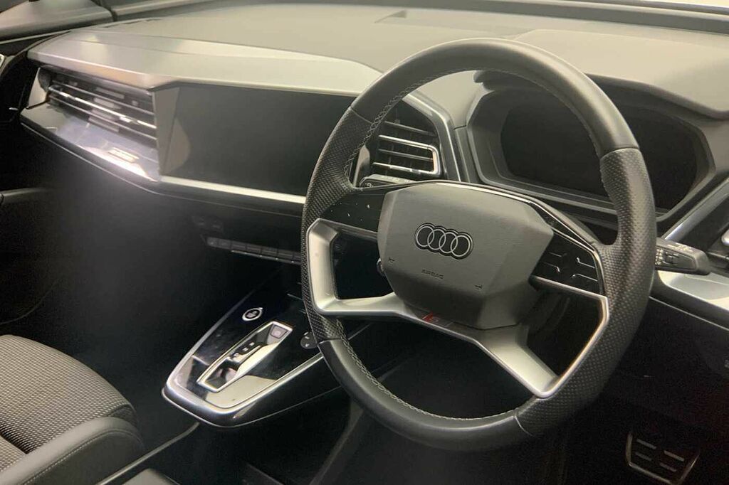 Audi Q4 E Tron Q4 S Line 40 E-tron 150,00 Kw - 2023 LO23CNC Grey #6