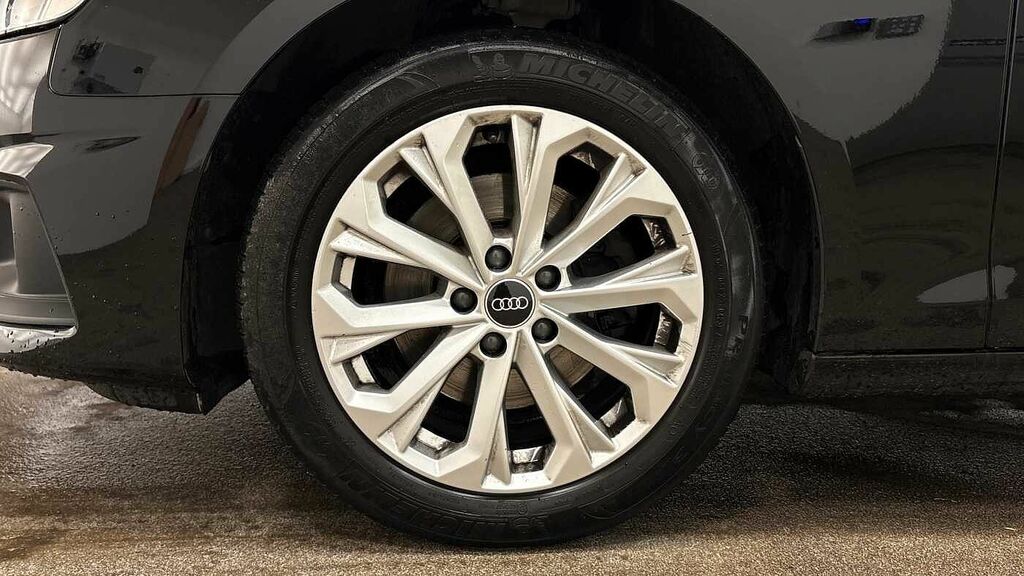 Audi A4 Technik 35 Tfsi 150 Ps S Tronic Black #5