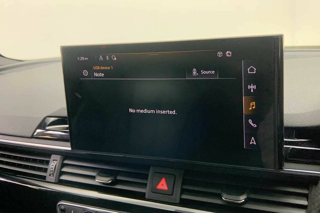 Audi A4 2.0 Tfsi 35 S Line Estate S Tronic Euro White #30