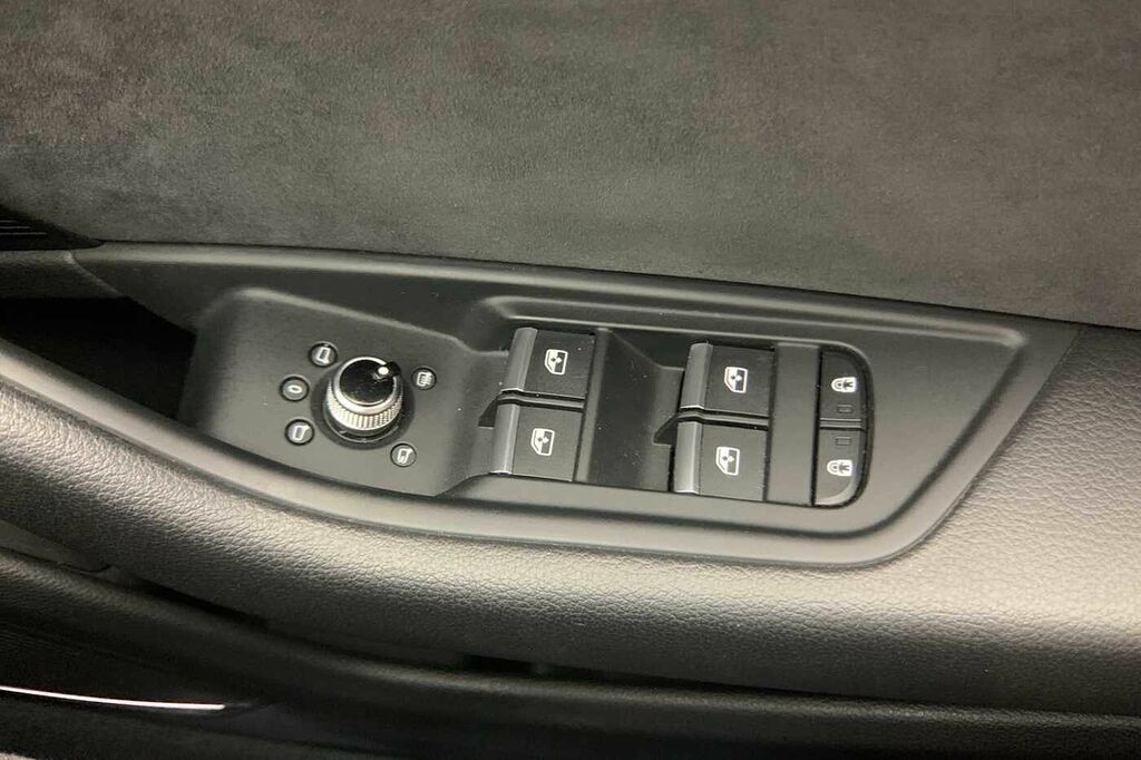 Audi A4 2.0 Tfsi 35 S Line Estate S Tronic Euro White #15