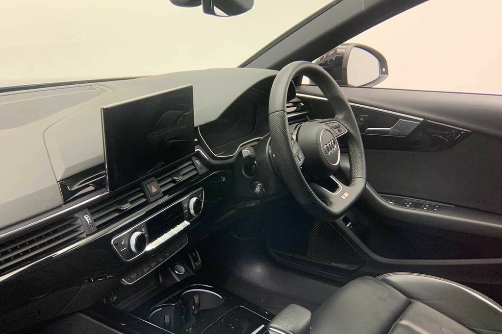 Audi A4 Black Edition 35 Tfsi 150 Ps S Tronic Blue #2