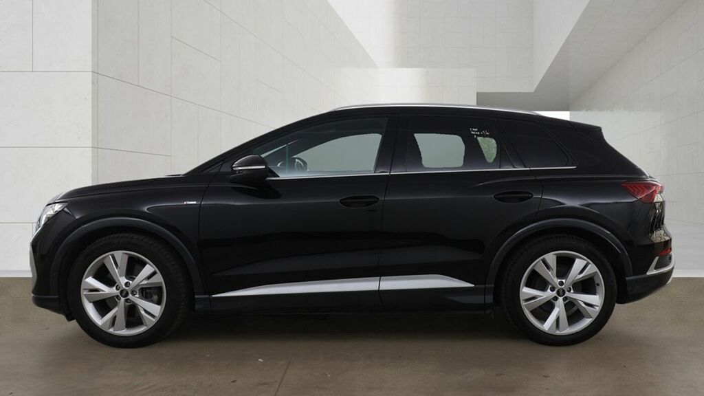 Audi Q4 E Tron Q4 S Line 40 E-tron 150,00 Kw - 2023 LP72PPO Black #6