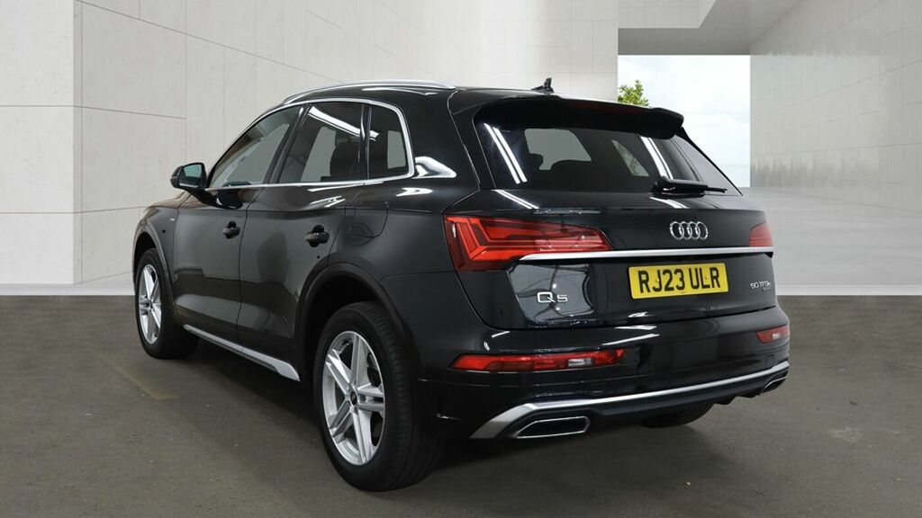 Audi Q5 S Line 50 Tfsi E Quattro 299 Ps S Tronic Black #3