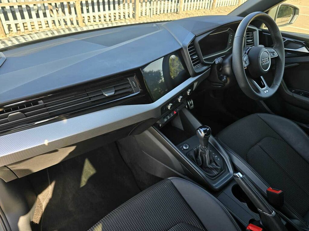 Audi A1 S Line 35 Tfsi 150 Ps S Tronic - 2025 KN75XCJ Grey #2