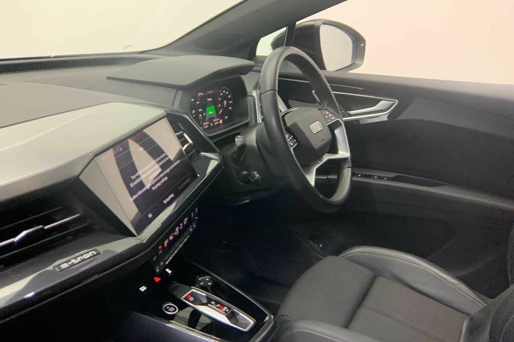 Audi Q4 E Tron Q4 Sportback S Line 40 E-tron 150,00 Kw - 2023 LP23JZX Black #2