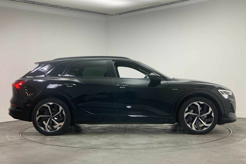 Audi E-tron Black Edition 55 Quattro 300,00 Kw Black #4
