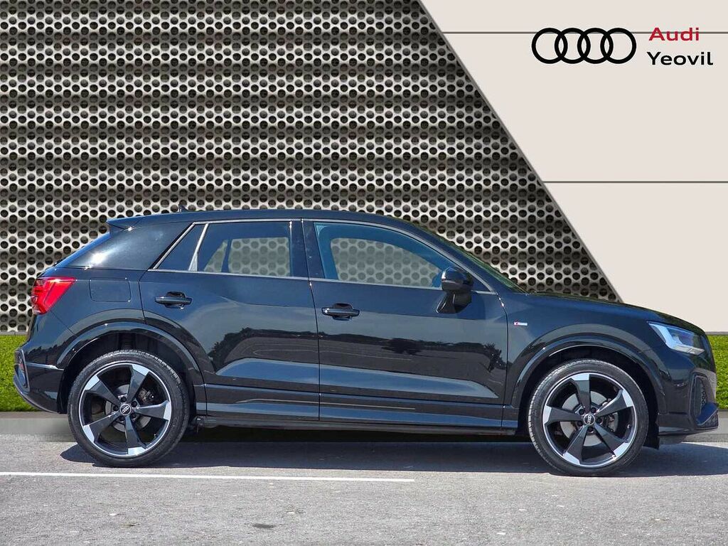 Audi Q2 Black Edition 35 Tfsi 150 Ps 6-Speed - 2023 WG73HDE Black #4