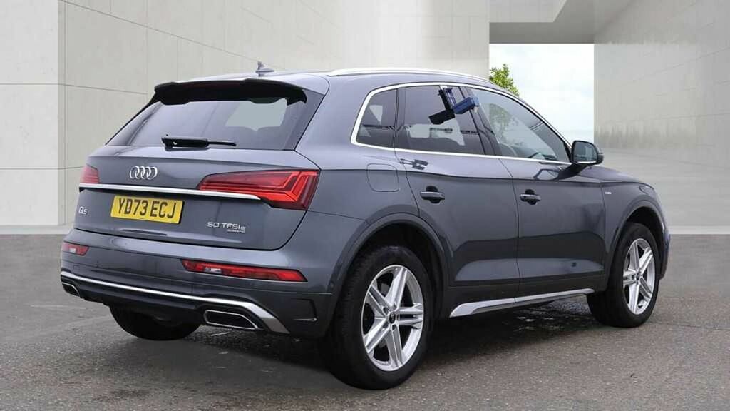 Audi Q5 My23.5 S Line 50 Tfsi E Quattro 299 Ps S Tronic Grey #4