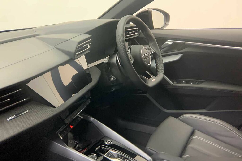 Audi A3 Black Edition Tdi 150 Ps S Tronic - 2026 LM26OML Black #2