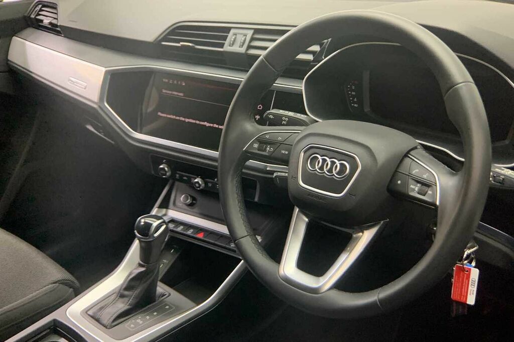 Audi Q3 Sport 35 Tfsi 150 Ps S Tronic - 2024 HG24UCF Grey #6