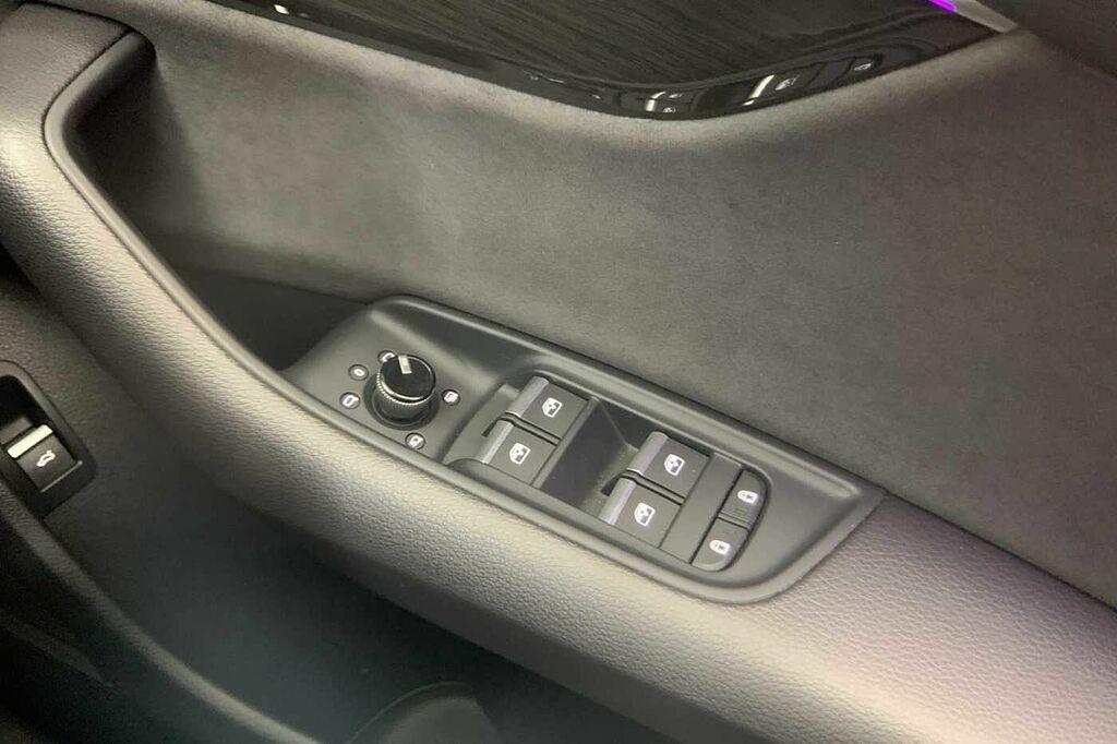 Audi Q8 Tdi V6 50 Black Grey #24