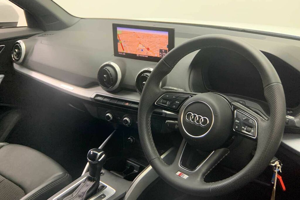 Audi Q2 S Line 35 Tfsi 150 Ps S Tronic - 2024 DF73WCU White #6
