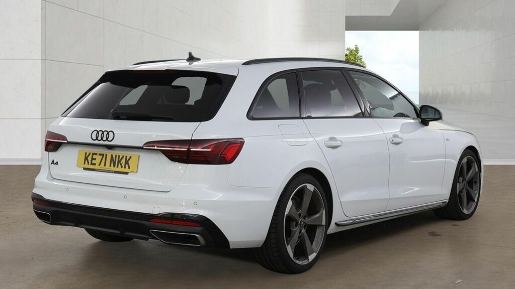 Audi A4 Avant Avant Black Edition 35 Tfsi S Tronic White #4