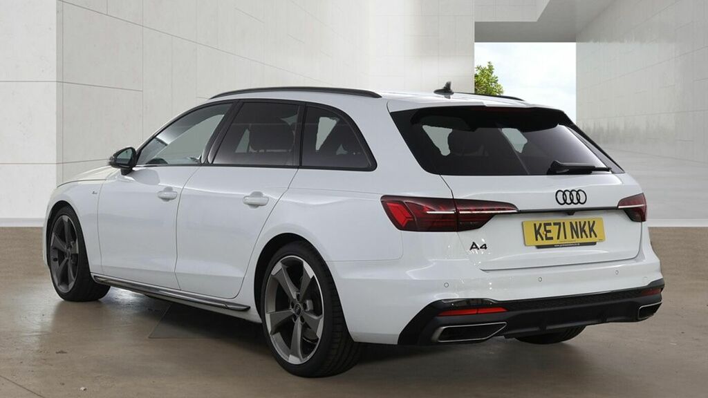 Audi A4 Avant Avant Black Edition 35 Tfsi S Tronic White #3