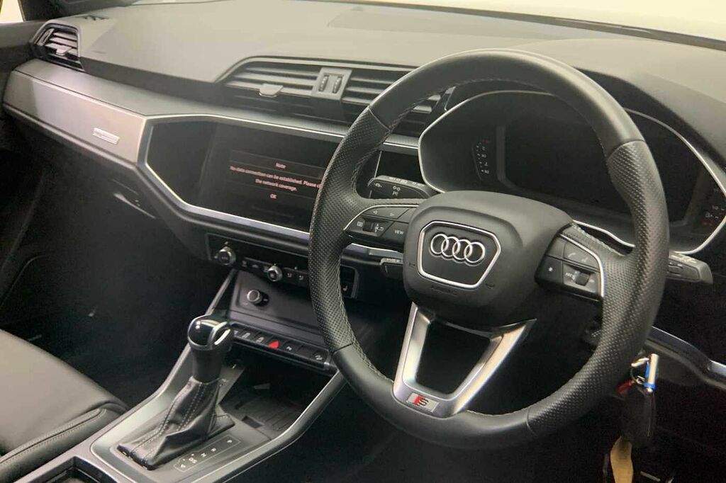 Audi Q3 S Line 35 Tfsi 150 Ps S Tronic - 2024 WM24LZJ Black #6
