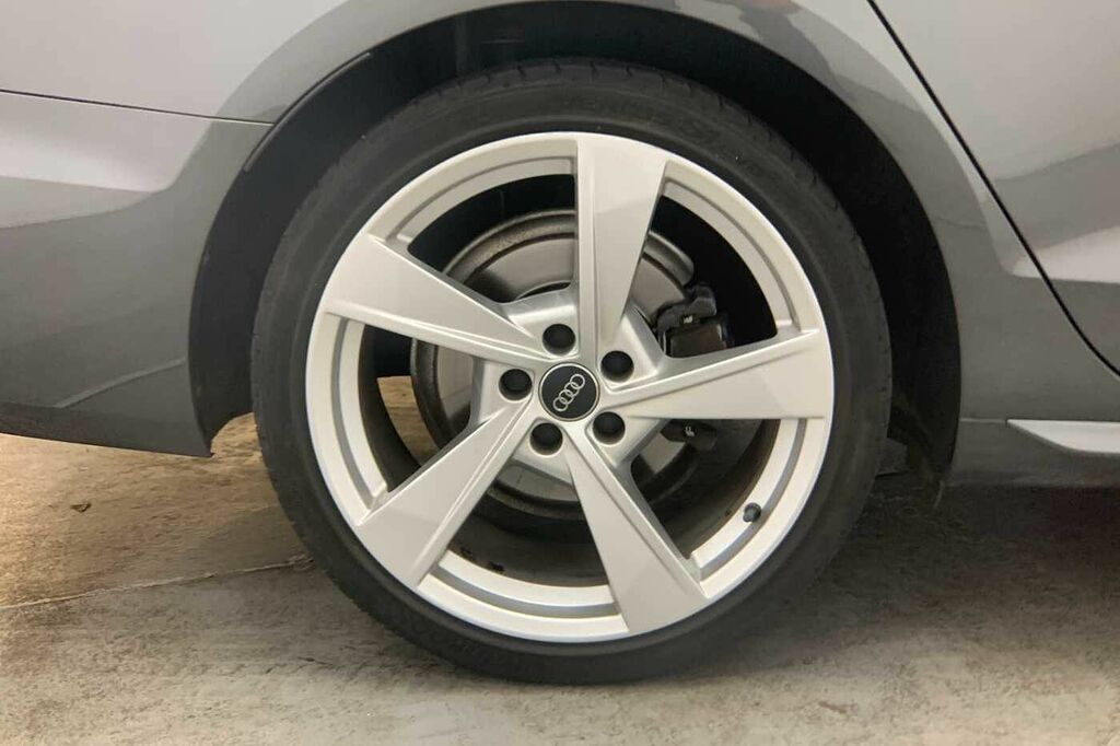Audi A4 Avant Avant S Line 40 Tfsi 190 Ps S Tronic Grey #5