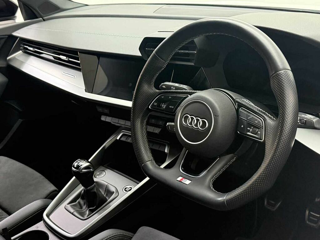 Audi A3 Edition 1 35 Tfsi 150 Ps 6-Speed - 2022 HF72UZY White #6